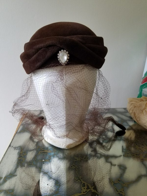 Vintage Brown Jeanie Hat by Lecie