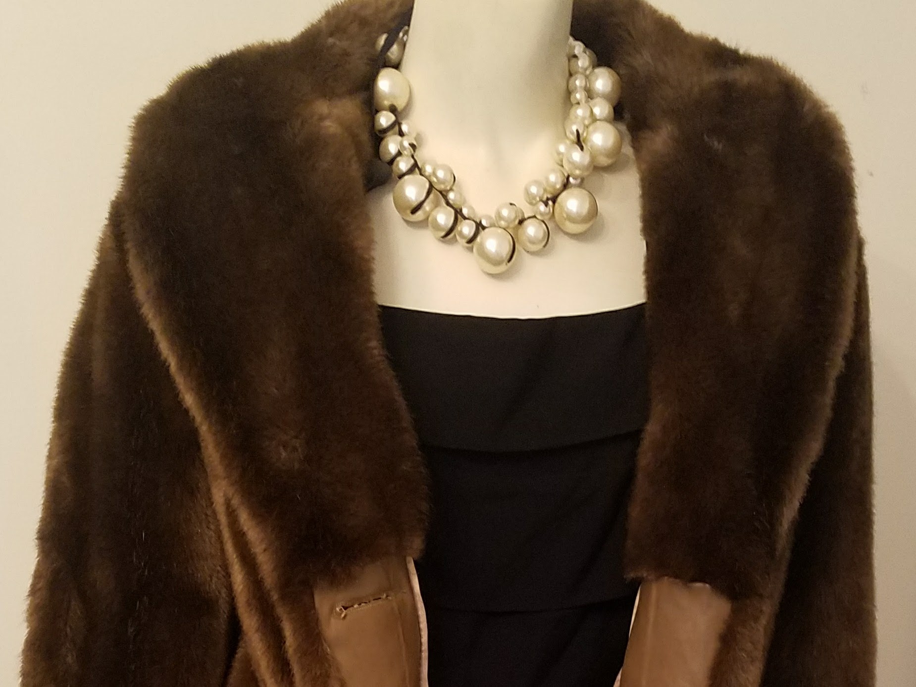 Mincara by Russel Taylor Vintage Fur Coat – Aunt Gladys' Attic