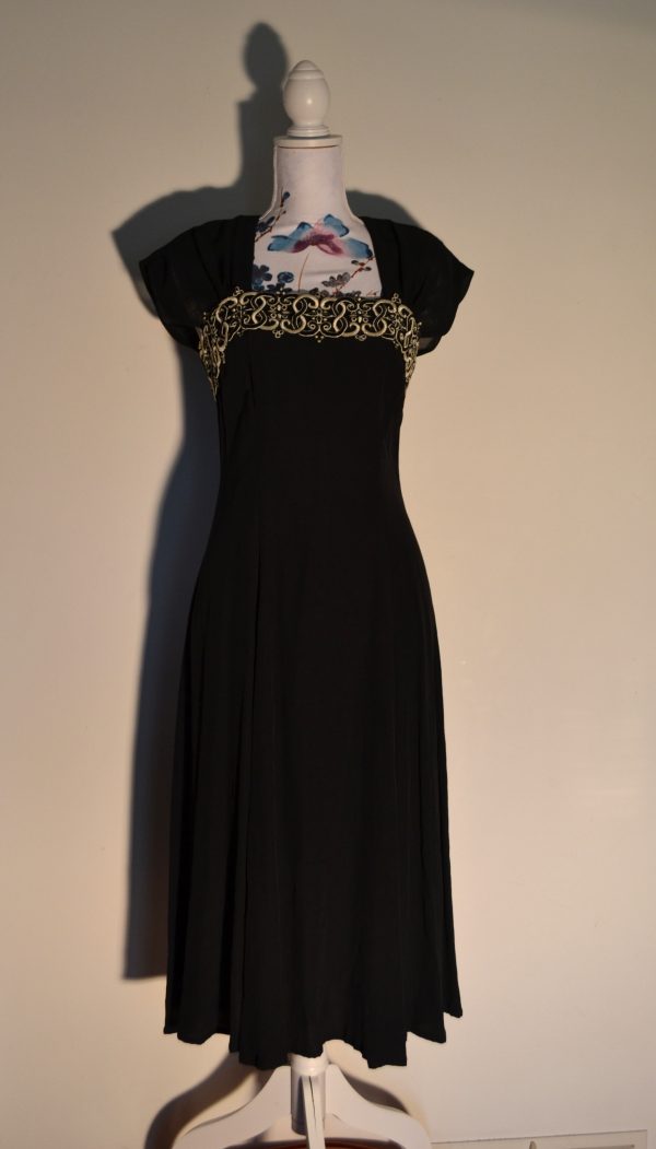 The Brittany Black Dress – Aunt Gladys' Attic