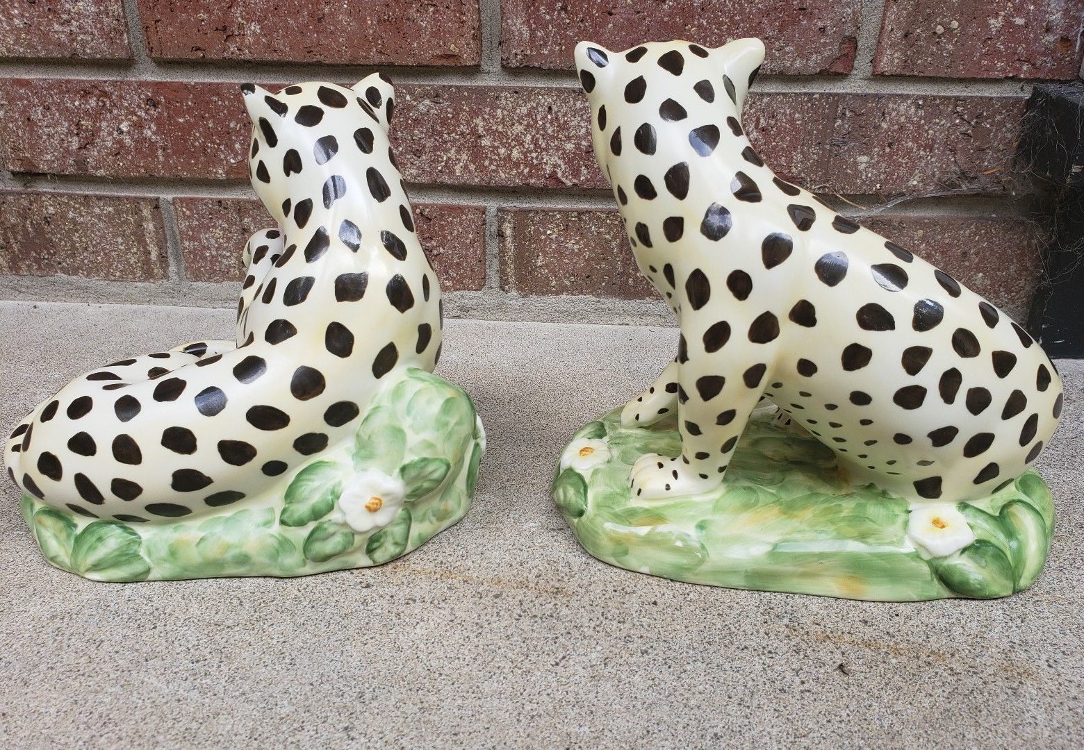 Pair of Ceramic Cheetah Statues – Aunt Gladys' Attic