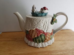 Fitz & Floyd Country Christmas Quilt Lace Holly Teapot