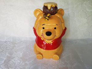 Pooh Cookie Jar 1982