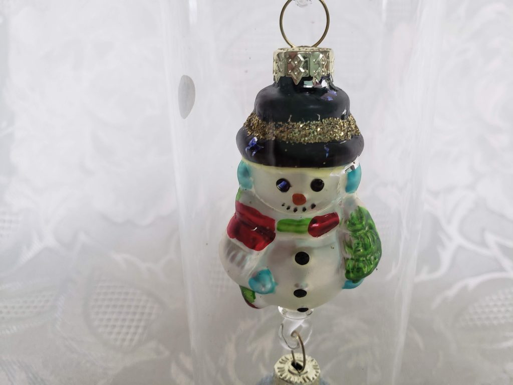 Glass Snowman Ornament – Aunt Gladys' Attic