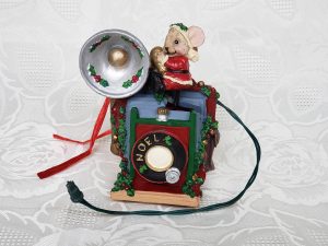 Mouse vintage flash camera Christmas ornament