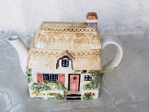 Quaint Cottage Teapot