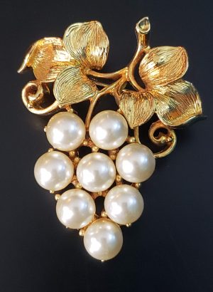 Pearl and Gold Brooch