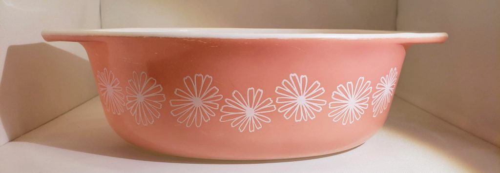 Vintage Pink Daisy Pyrex 2 5 Quart Casserole 045 Aunt Gladys Attic