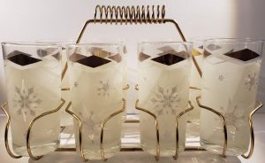 Vintage Snowflake Frosted Tumblers