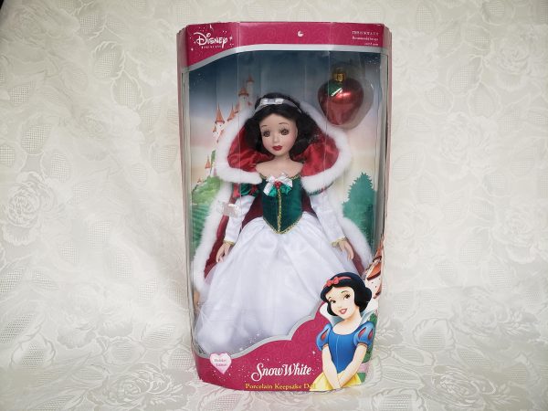 Disney Princess Brass Key Snow White Porcelain Keepsake Doll