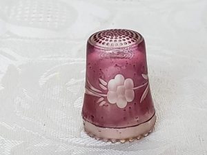 Etched Cranberry Glass Floral Motif Thimble