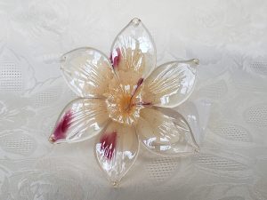 Decorative Art Glass Flower Style A