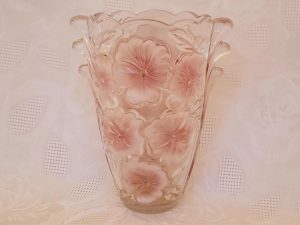 Studio Nova Lead Crystal Pink Pansy Bouquet Vase