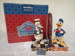 Jim Shore Disney Traditions Donald Duck Handsome As Ever Figurine