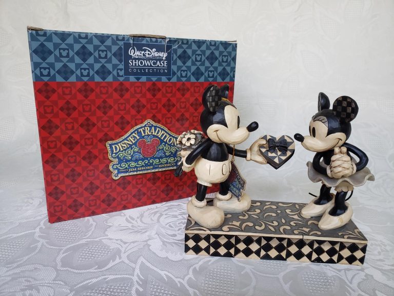 disney traditions mickey and minnie mouse real sweetheart figurine