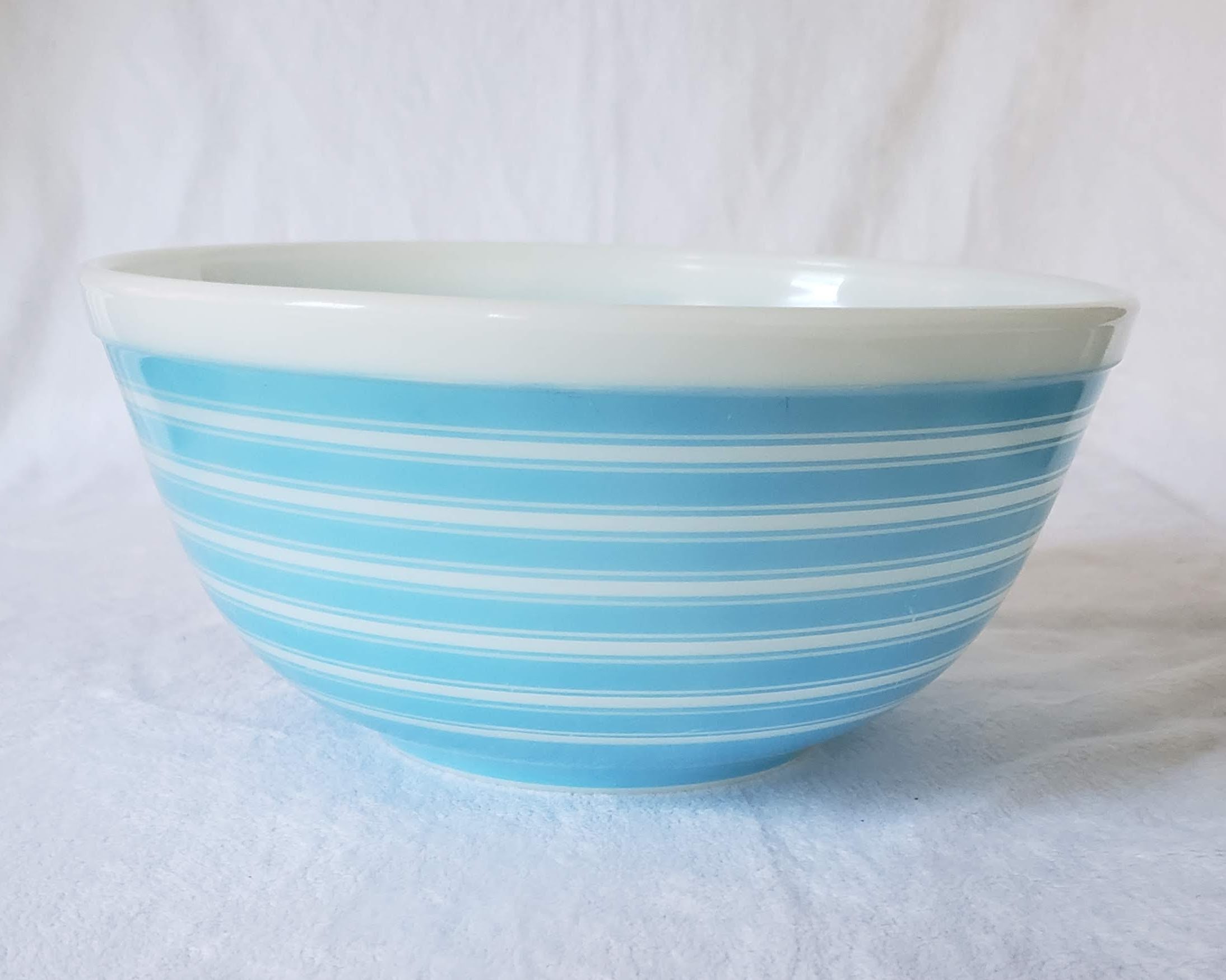403 pyrex bowl