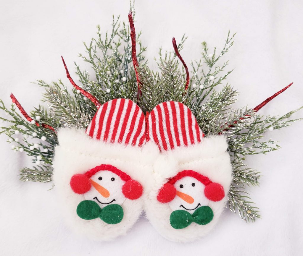 Handcrafted Kitschy Holiday Snowman Slippers Fascinator - Aunt Gladys ...
