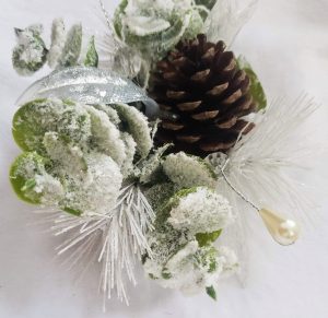 Pine Cone and Pearl Fascinator