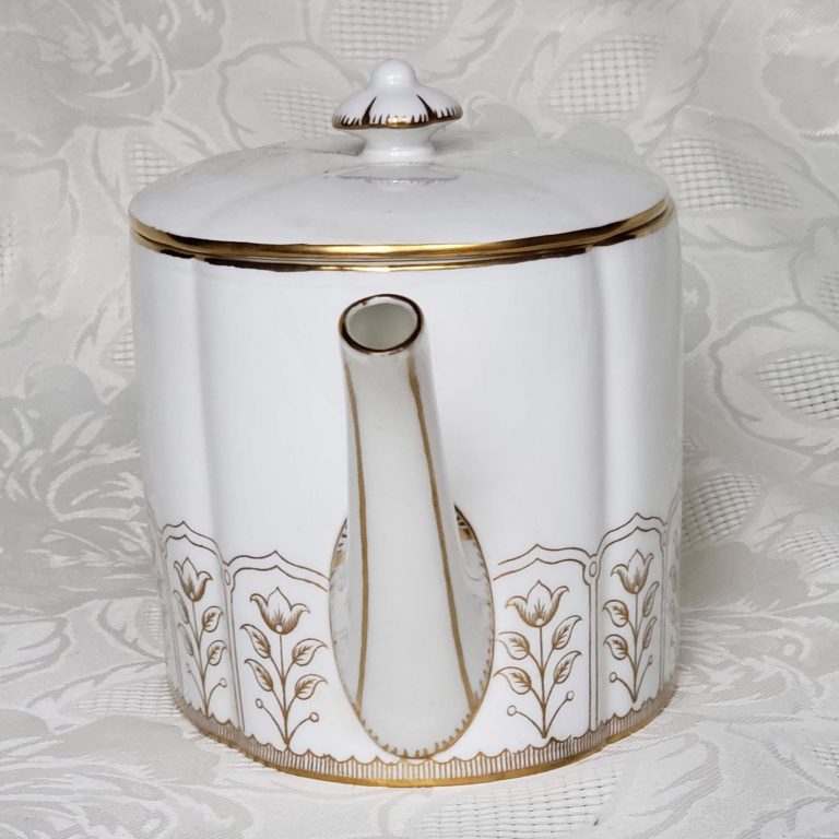 Royal Crown Derby Teapot Exeter Pattern – Aunt Gladys' Attic
