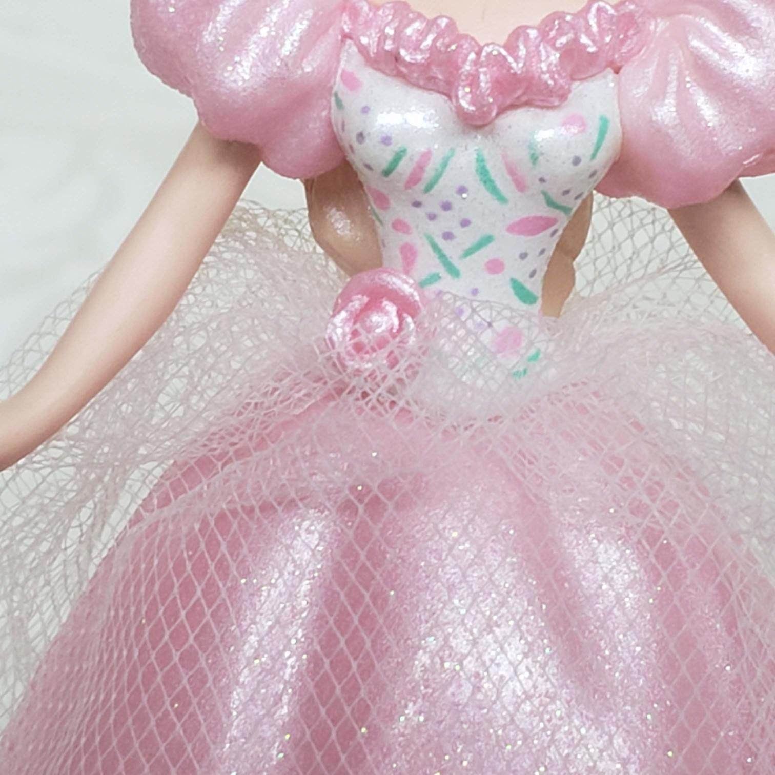 1996 Hallmark Keepsake Easter Springtime Collection Barbie Doll