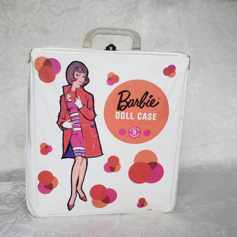 Vintage Barbie American Girl Wardrobe Case – Aunt Gladys' Attic