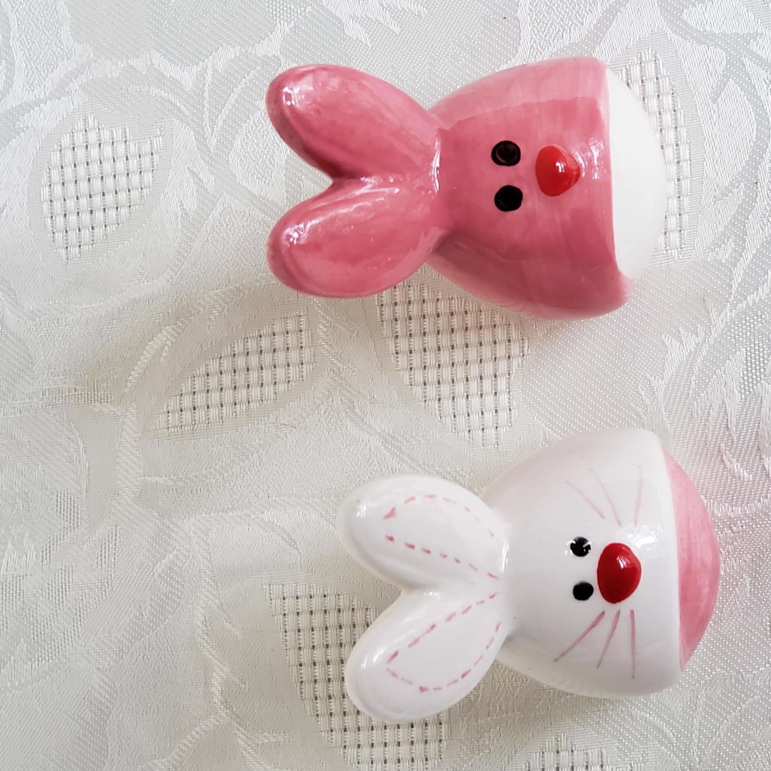 Bunny Salt and Pepper Shakers – Aunt Gladys' Attic