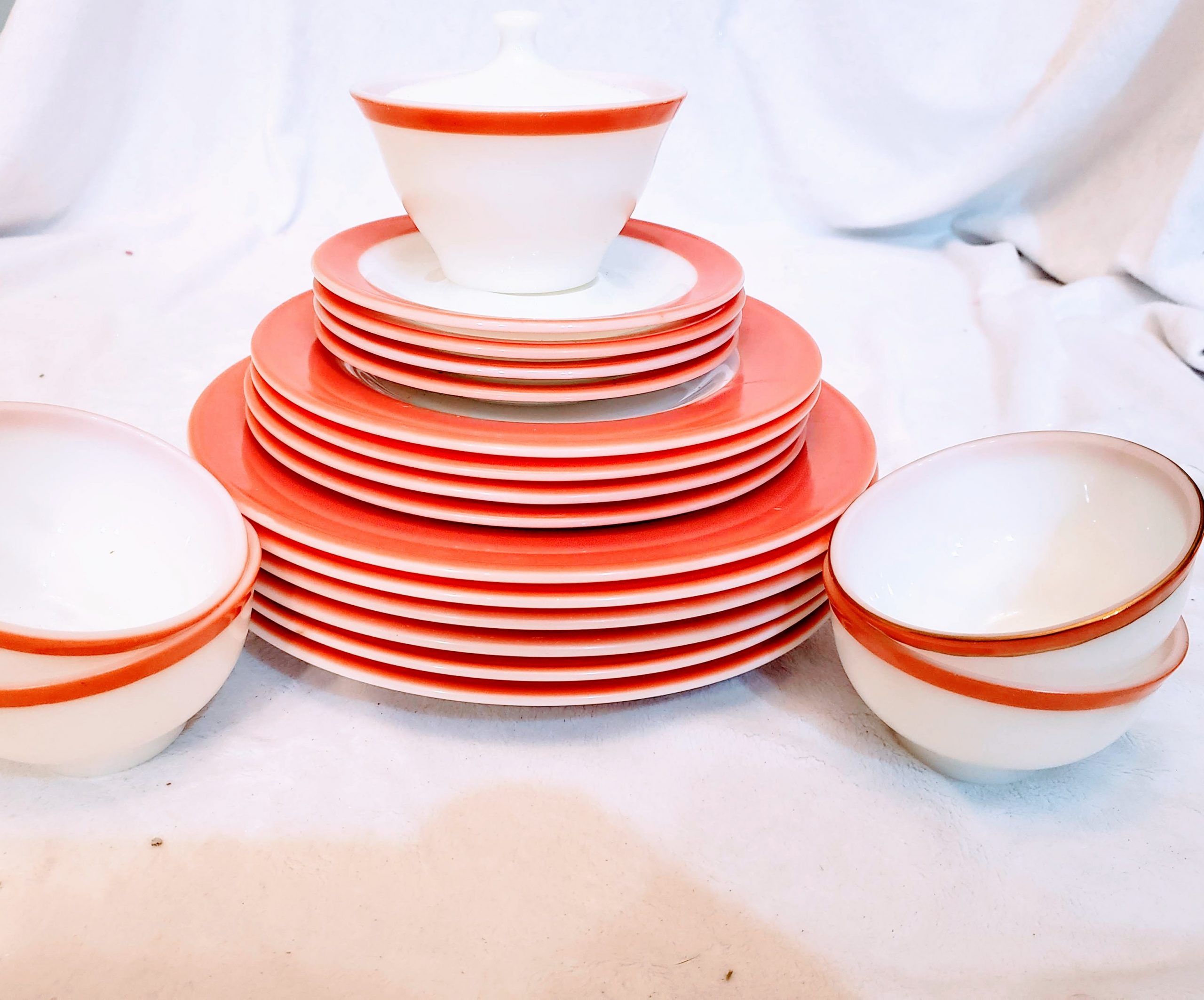 Vintage PYREX FLAMINGO PINK Dinnerware Assorted pieces SOLD BY THE PIECE 