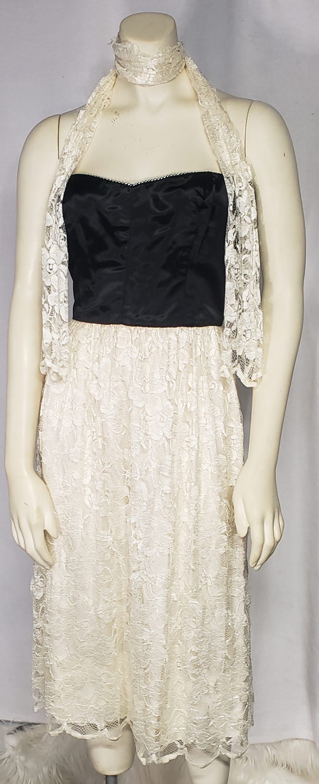 Vintage Madge Black Rhinestone and Lace Prom Dress – Aunt Gladys