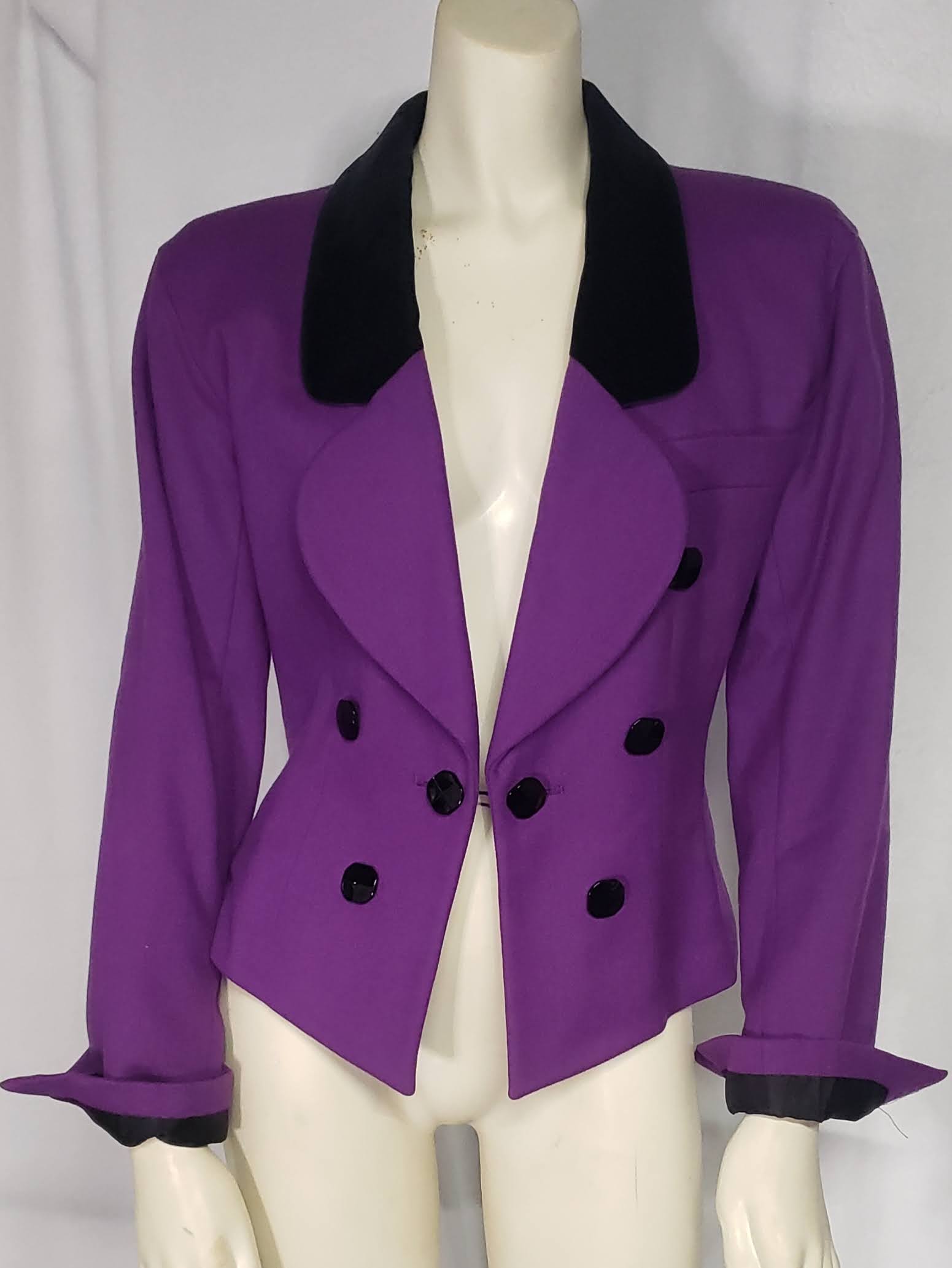 Hiel scheidsrechter leveren Vintage Yves Saint Laurent Purple Blazer – Aunt Gladys' Attic